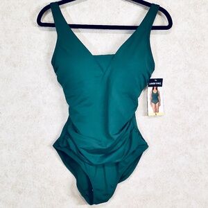 NWT Land’s End Emerald One Pc Swim Suit+UPF50+Bra Support+Adj Straps+Lining Sz S